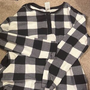 Plaid Women's Sweater in Black and White